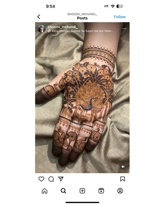 Curves Inspired Cultural Front Hand Mehndi Design
